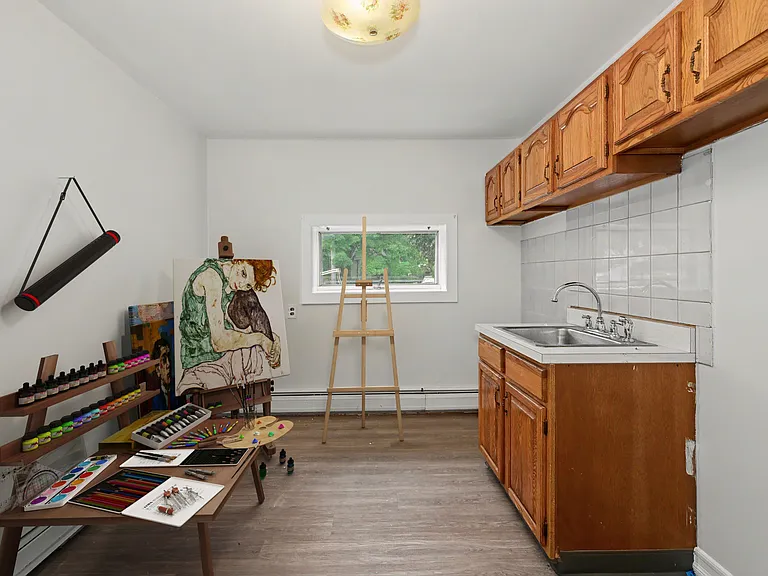 568 Manville Rd #UL — Photo 18