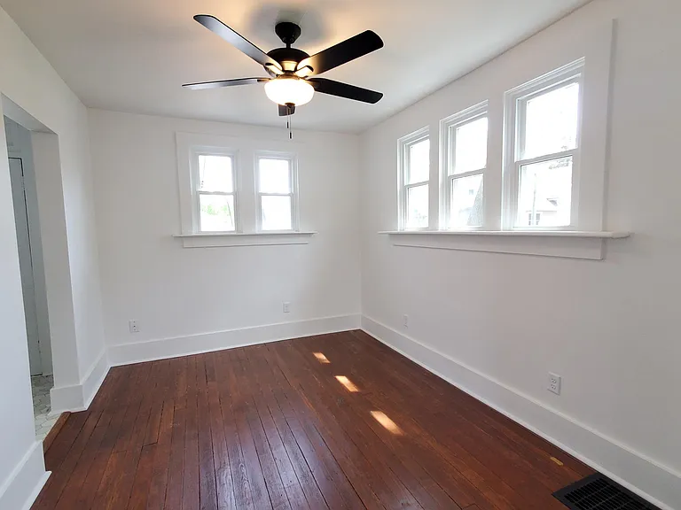 1310 Delta Blvd — Photo 5