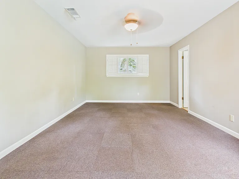 4409 Twisted Tree Dr — Photo 22