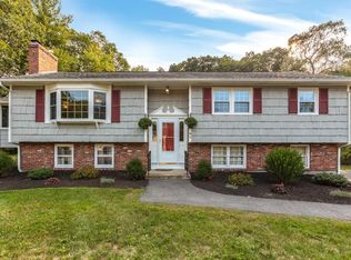 95 Starr Ave, Tewksbury, MA 01876