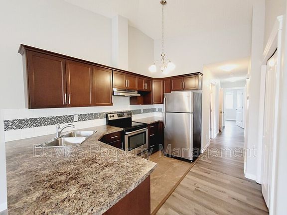 4th image of 12119 124th St NW #1