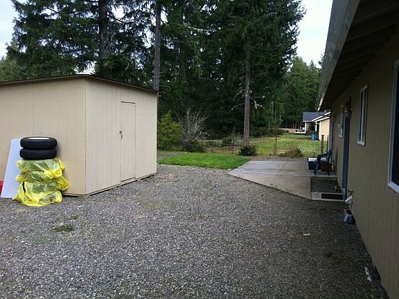 2nd image of 2451 E Saint Andrews Dr N