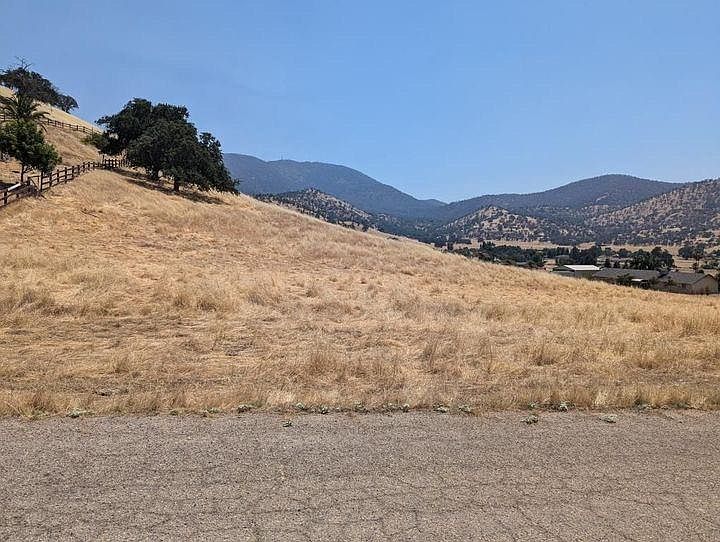 2nd image of 0 Hilltop Dr