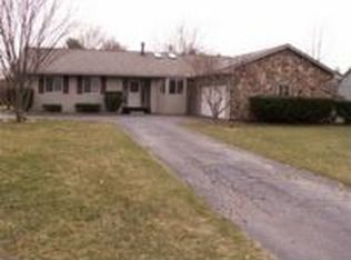 8775 Miller Rd, Clarkston, MI 48348