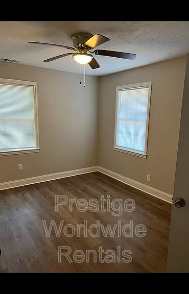 134 Munson Dr — Photo 9