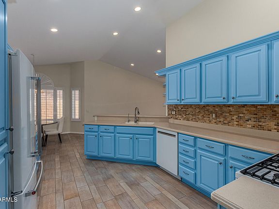 5th image of 9505 E CHERRYWOOD Drive