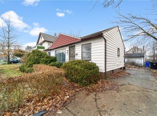 1386 E 185th St, Cleveland, OH 44110