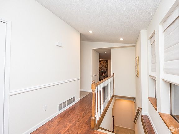 3rd image of 18816 51st Street E