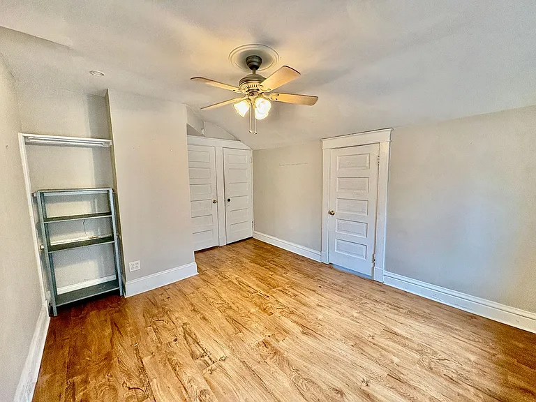 1912 McCausland Ave — Photo 16