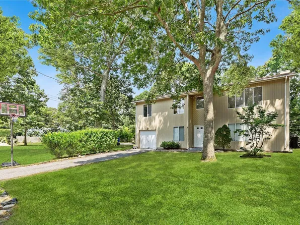 1 Sunset Street, Hampton Bays, NY 11946