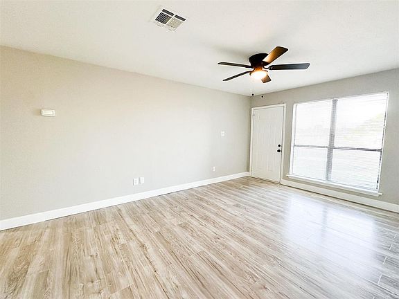 5th image of 6514 SW Lynnwood Ave