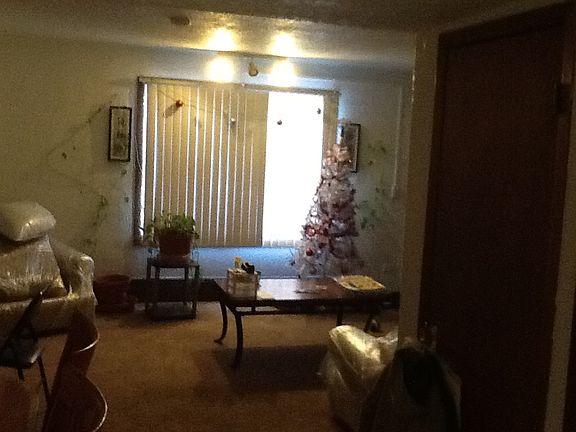 4th image of 1321 Broadway Ave