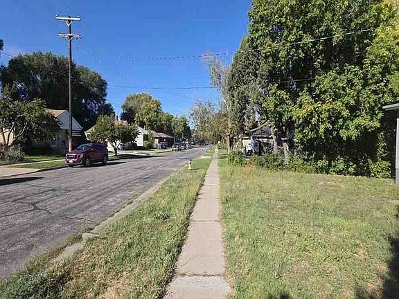 4th image of 676 15th St