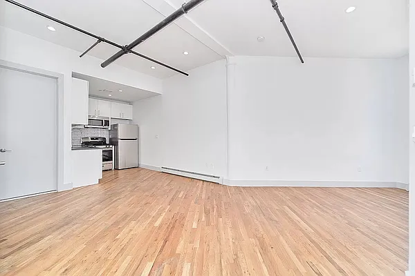 Rented by Living New York | media 21