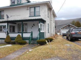 2852 Standish Rd, Lyon Mountain, NY 12952