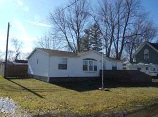 136 W Willow St, Butler, IN 46721