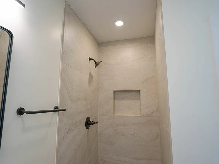 1038 S Westmoreland Ave #2 — Photo 14