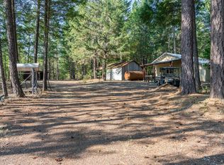 800 Old Trail Creek Rd, Trail, OR 97541