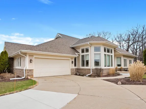 W128N6788 Northfield DRIVE, Menomonee Falls, WI 53051