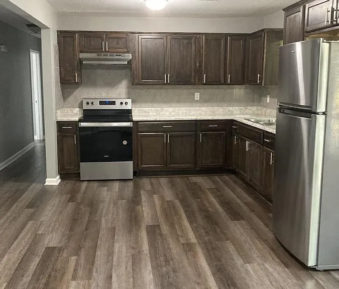 5022 Virginia Cir — Photo 15