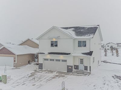 701 Prairie Ave, Horace, ND, 58047