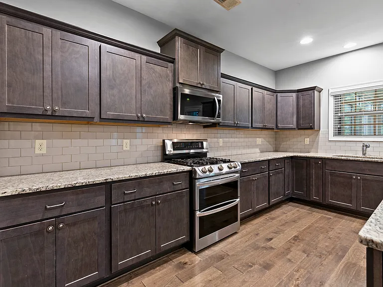 830 W Richland Cir — Photo 10
