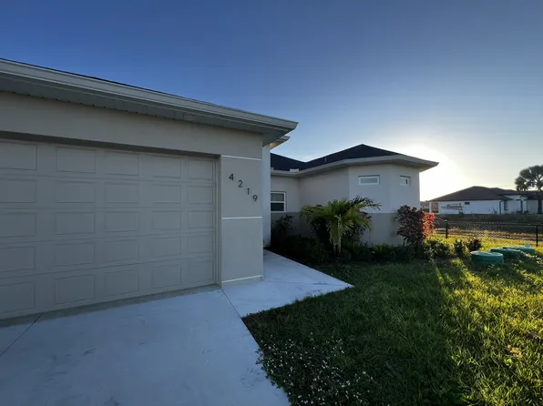 4219 27th St SW, Lehigh Acres, FL 33976