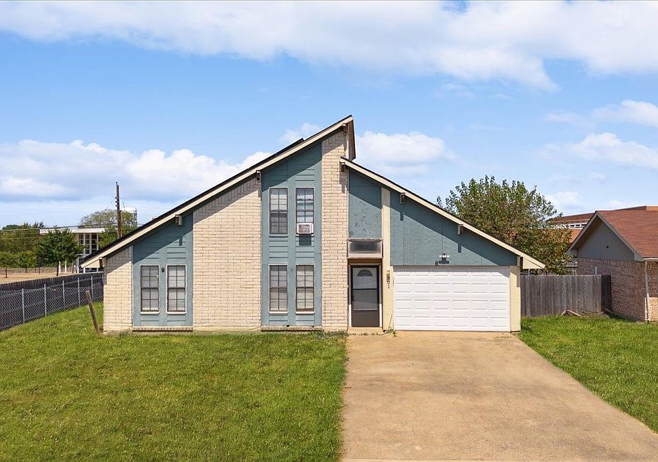 1st image of 301 Hillhaven Dr