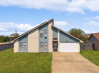 301 Hillhaven Dr, Seagoville, TX 75159