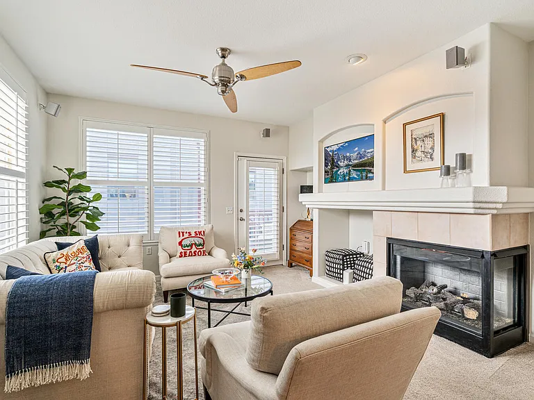1767 N Pearl St #308 — Photo 8