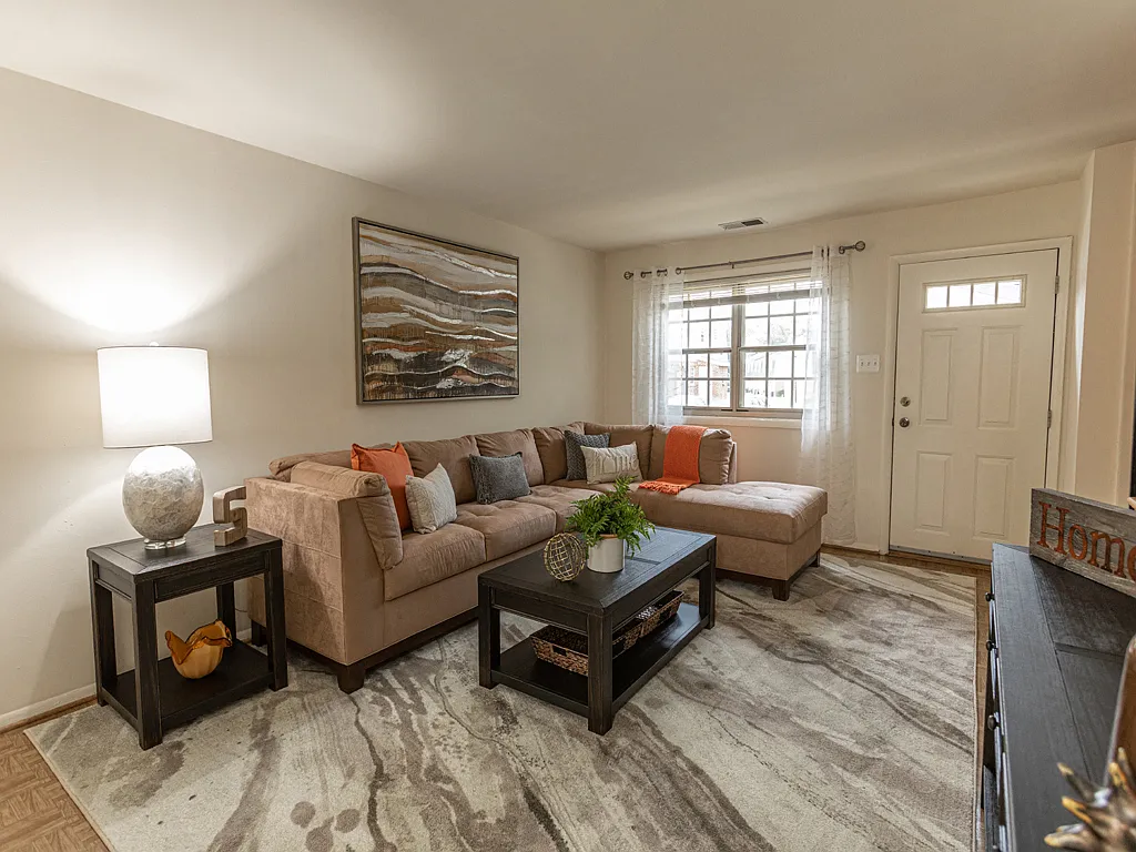 Somerset Woods Townhomes — Photo 2