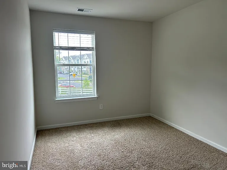 50 Peregrine Way — Photo 18