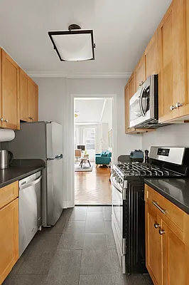 Sold by Compass | media 21