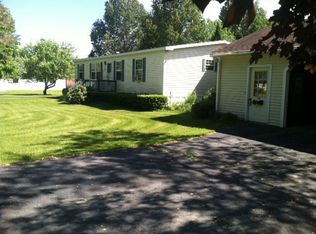 16 Airport Rd, Norridgewock, ME 04957