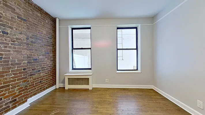 Rented by Compass | media 22