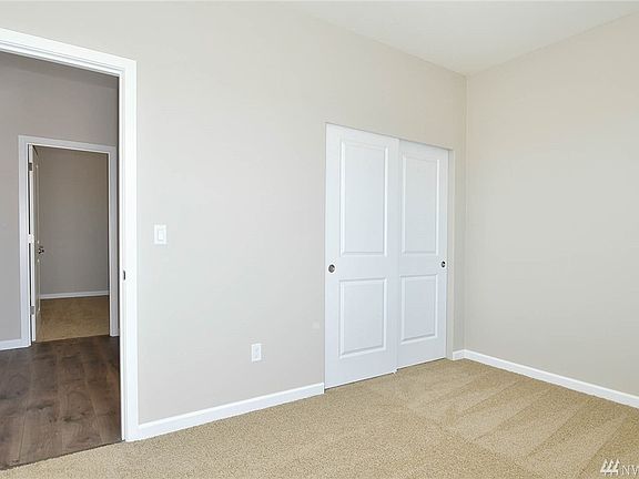 4th image of 9220 NE 165th Ave