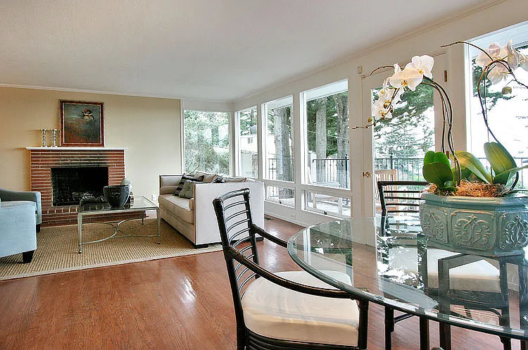 945 Hilldale Ave — Photo 5