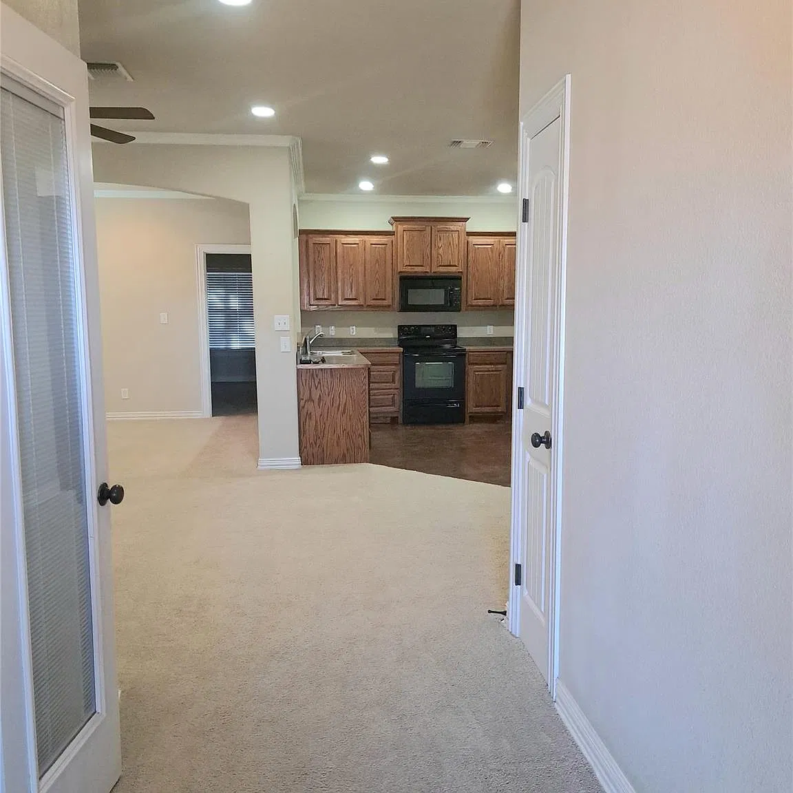 2 bed, 1340 sqft, $1,850 — Photo 2