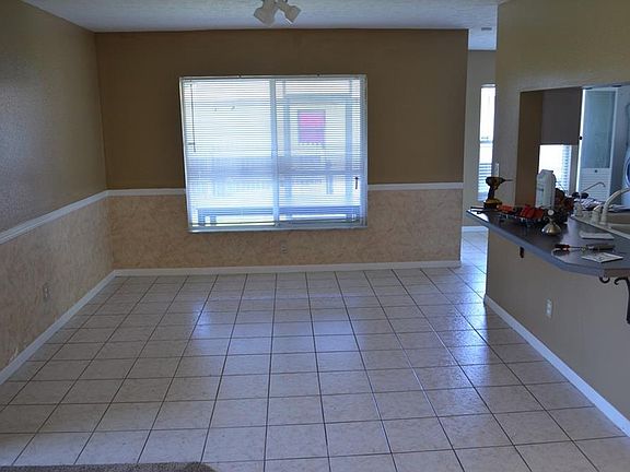 5th image of 2611 Sprucewood Ln