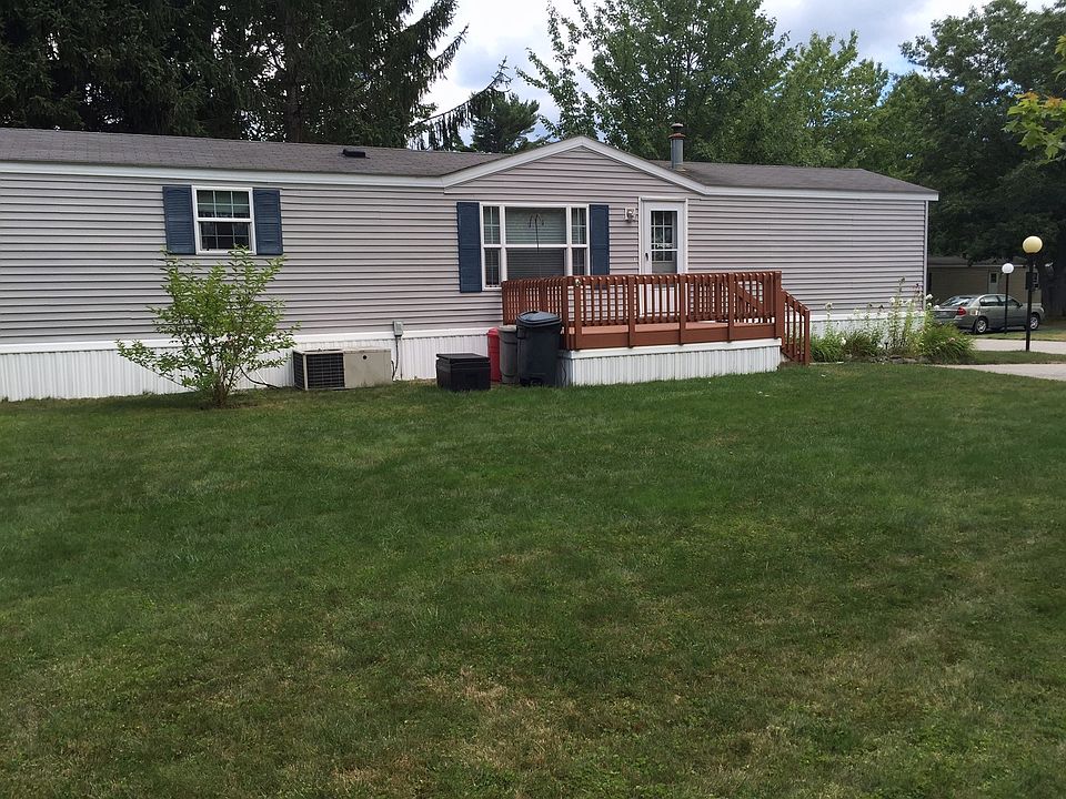 1st image of 13 Wilson Dr