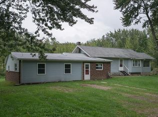 8823 County Farm Rd, Parma, MI 49269