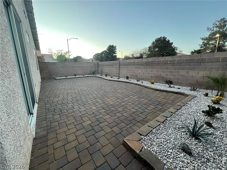 9882 Oriole Crest Ct — Photo 11