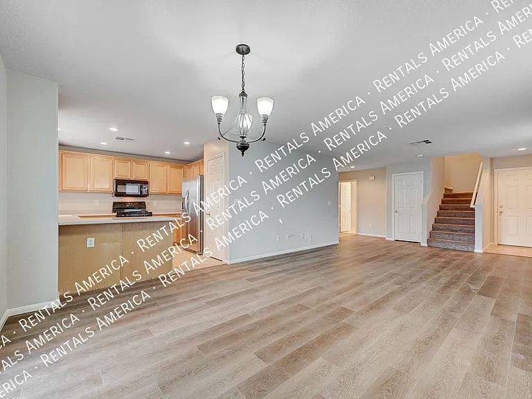 10567 Foggy Glen Ave — Photo 3