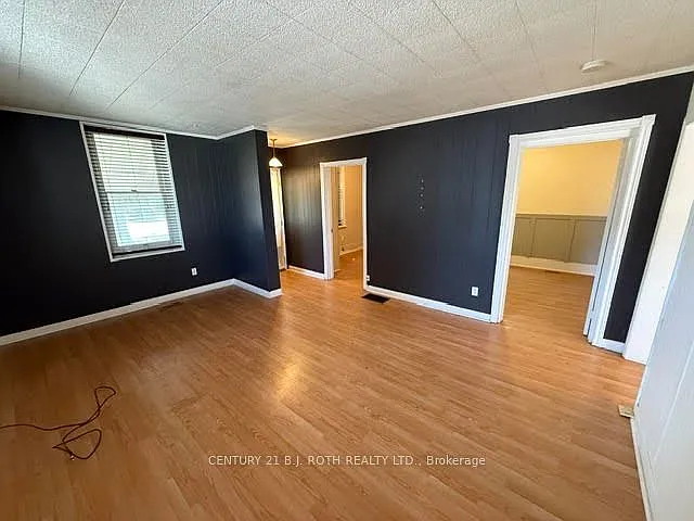 3 bed, $2,450 — Photo 3