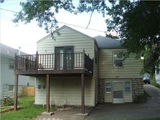2nd image of 437 N Belmont Blvd