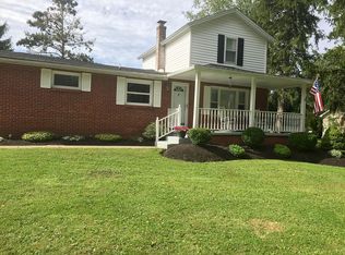 579 Grover Rd, East Aurora, NY 14052