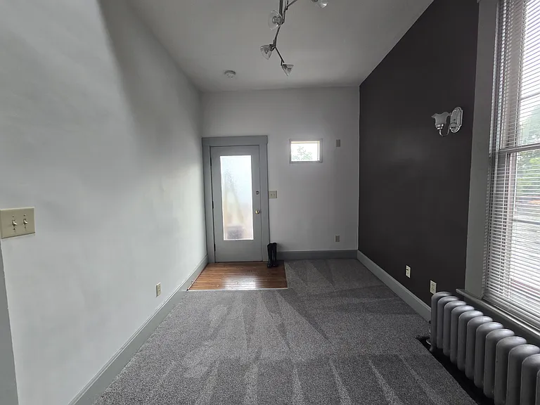 1309 E 10th St #2 — Photo 5