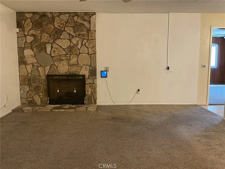 6585 Shannon Rd — Photo 14