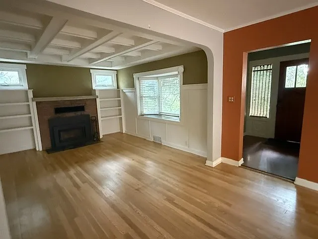 1226 W Prospect Rd — Photo 9