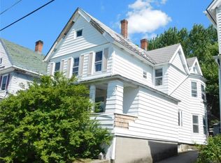 51 Broad St, Middletown, NY 10940